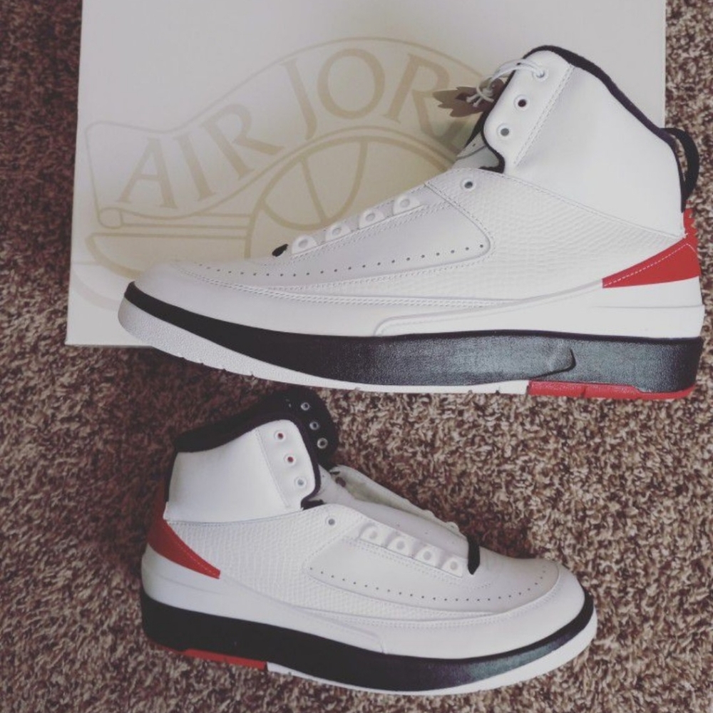 Jordan Retro 2